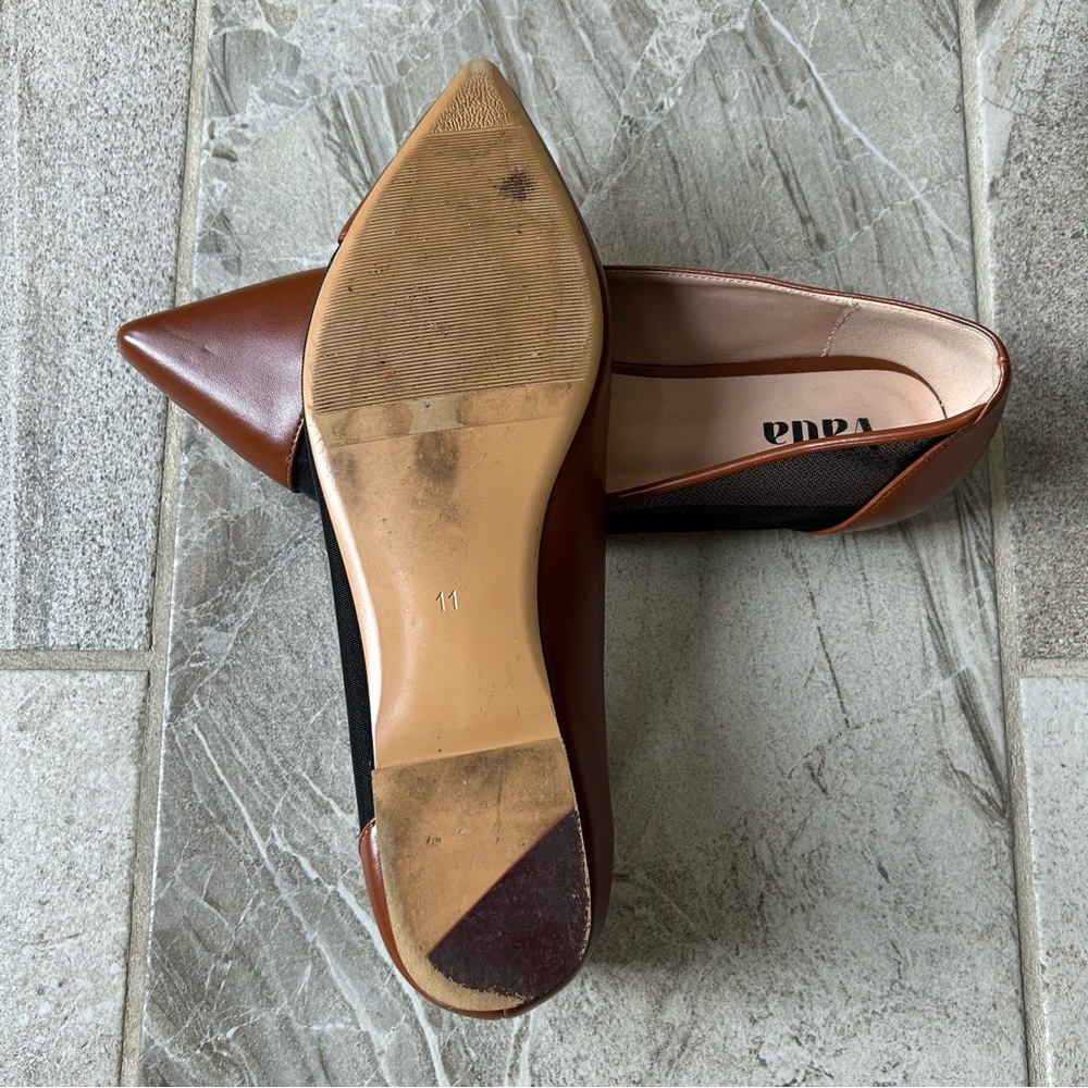 Vaila Linda Flats in Brown, Size 11 - Picture 11 of 12